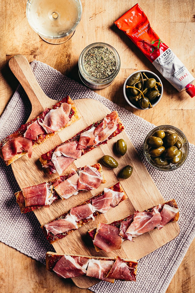 Bella di Cerignola olives with lemon