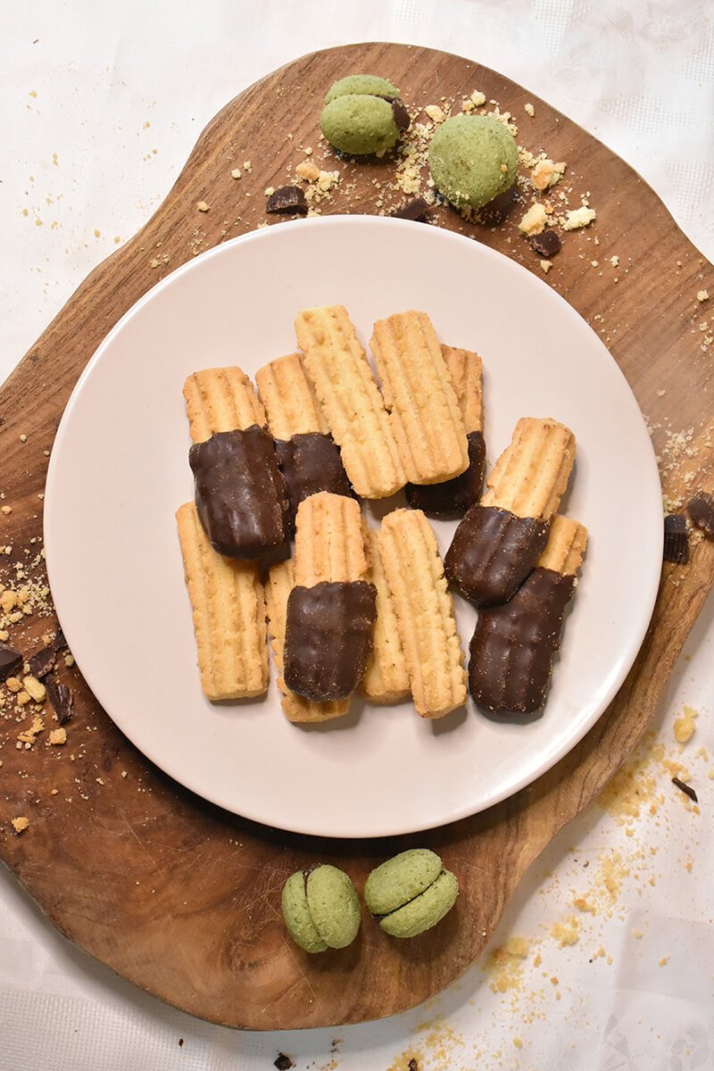 Crumiri Cookies - Classic & Chocolate