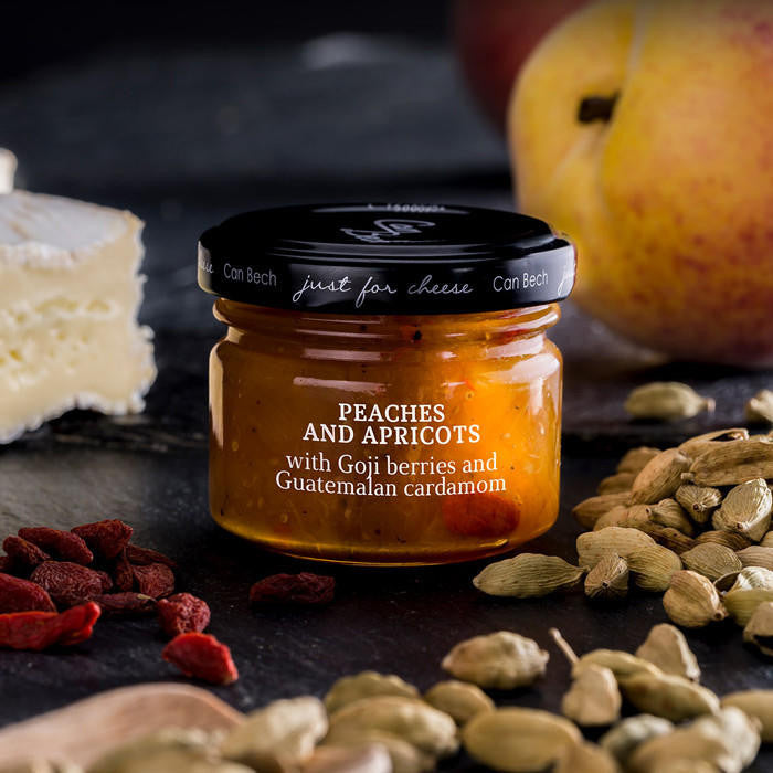 JUST FOR CHEESE Peaches Apricots - Goji Berries+Cardamom Sweet Sauce, 67g