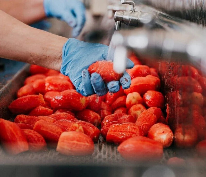 Organic   Whole   Peeled   Tomatoes   in   Water